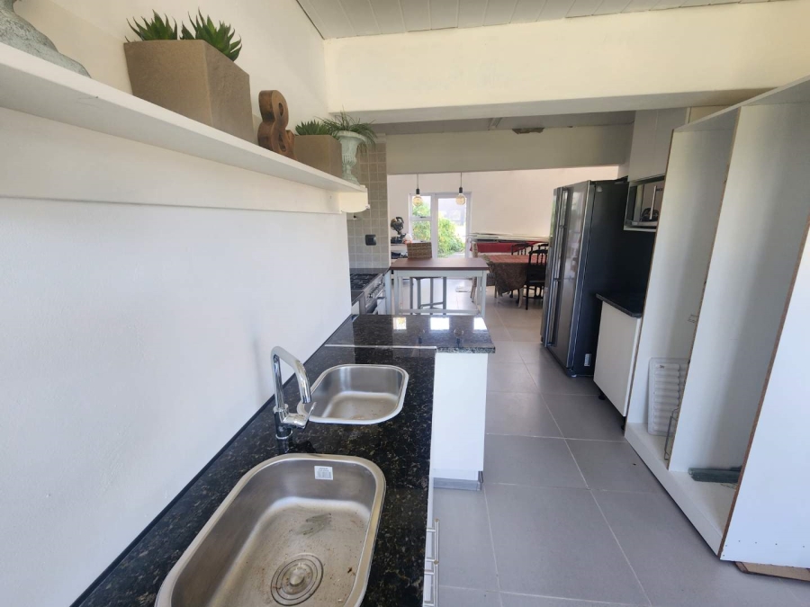 3 Bedroom Property for Sale in Stilbaai Western Cape